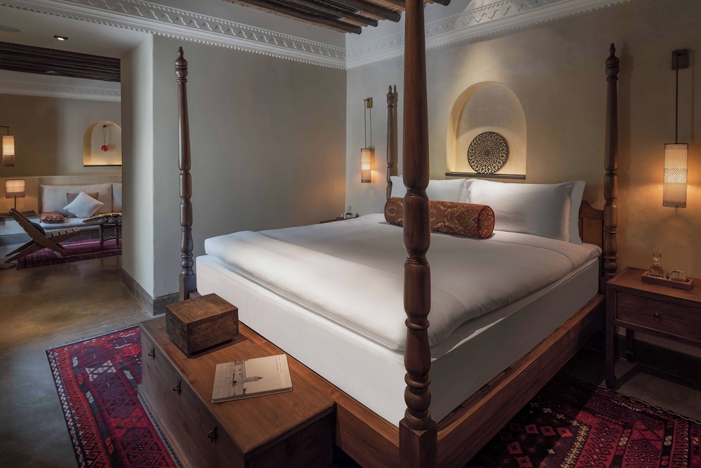HERITAGE ROOM