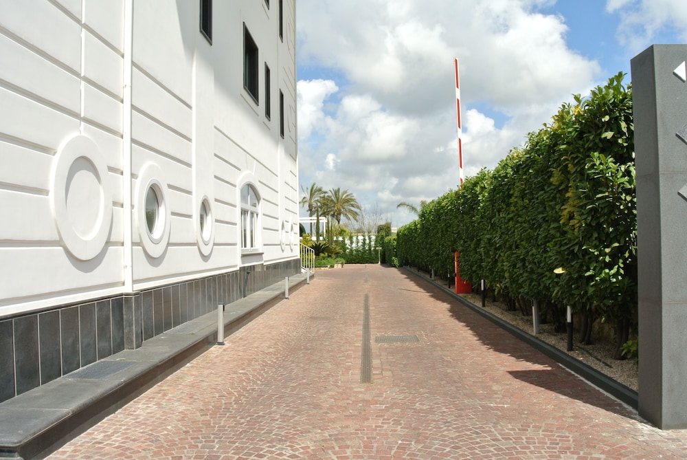 Hotel Giulia 68/74