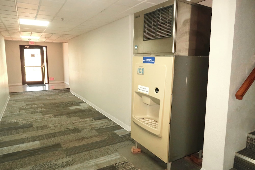 Studio6 Suites Elkhart, IN in ELKHART - IN