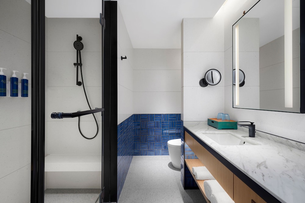 Four Points by Sheraton Shenzhen Bao'an 35/36