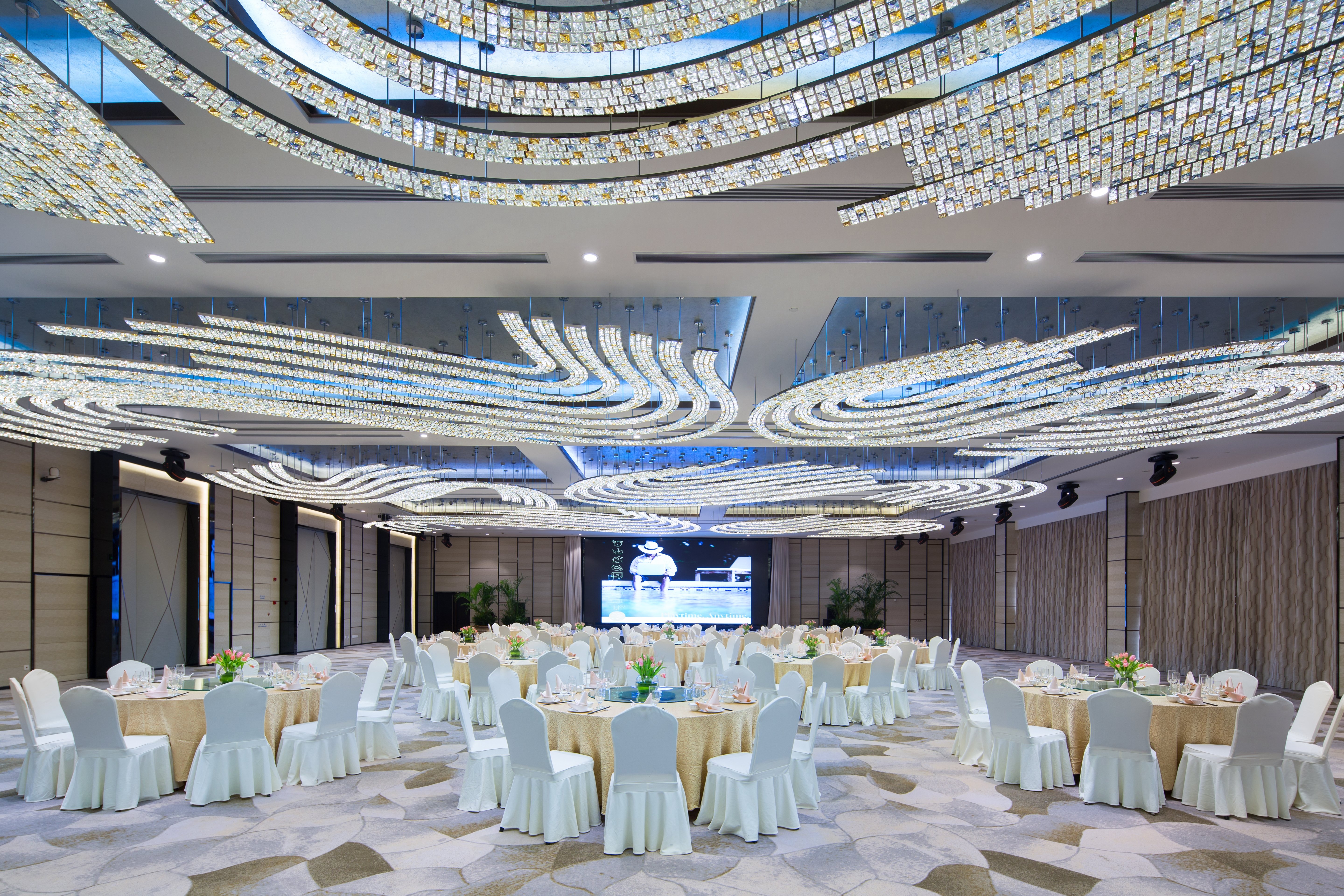 Golden Tulip Shanghai Hongqiao(ex Hotel Golden Tulip Shanghai Rainbow) 37/41
