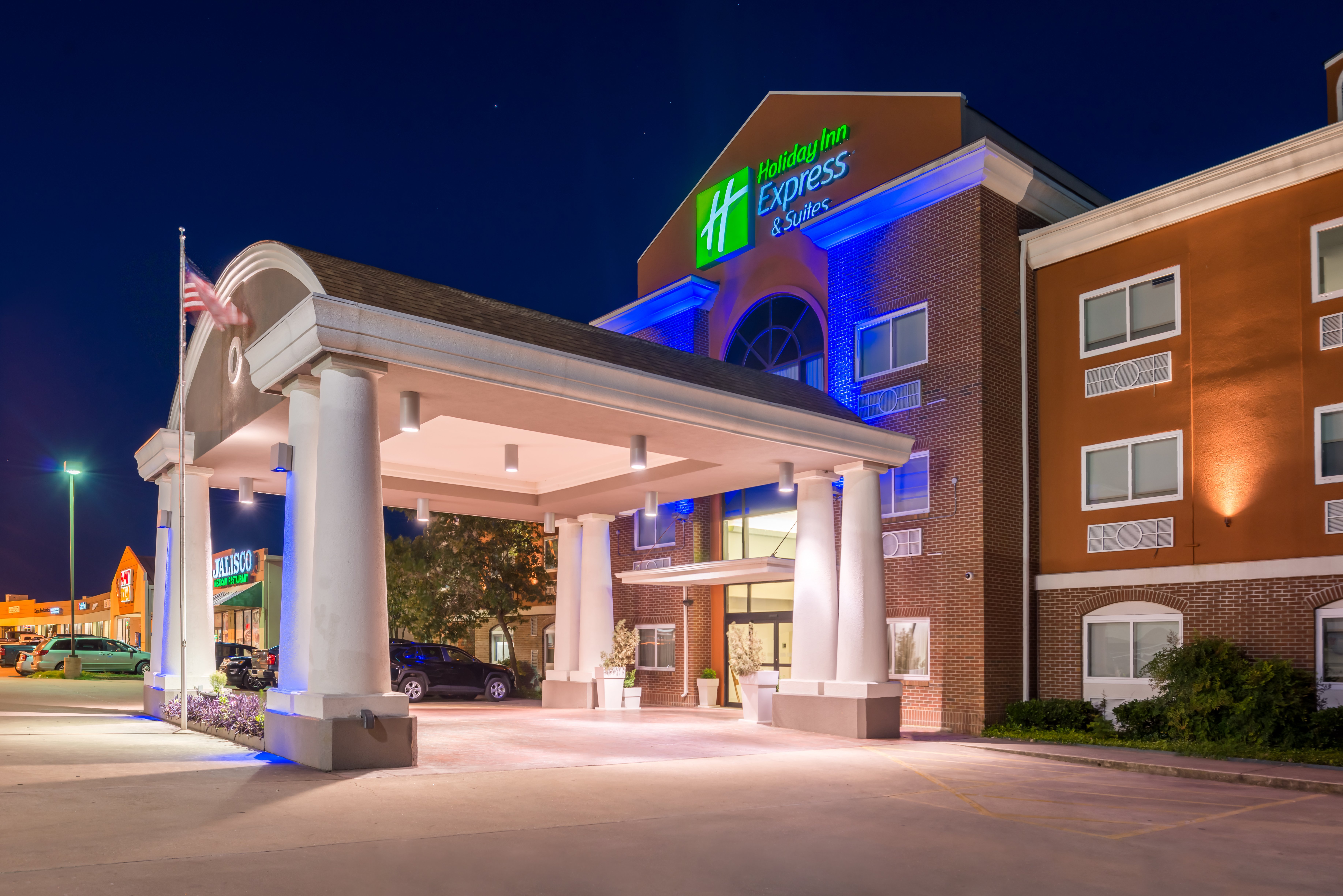 Holiday Inn Express Hotel And Suites Elgin 6/57