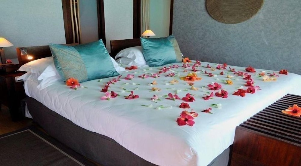 Inn-Syde Guest House 6/18