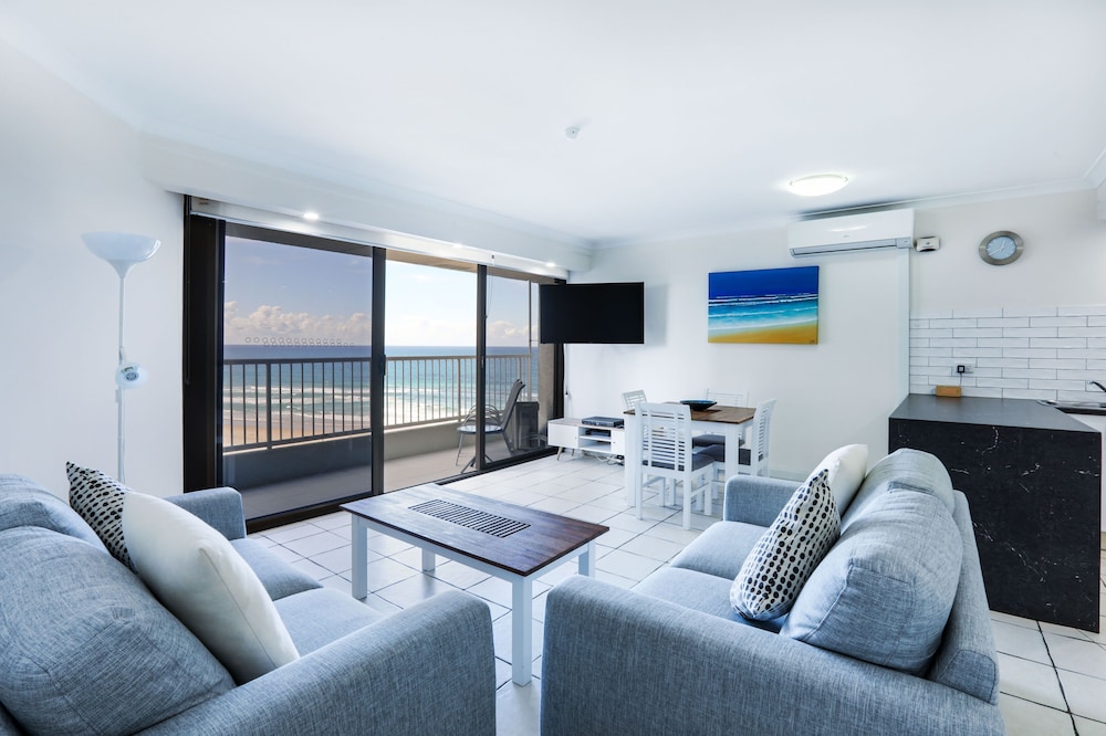 The Breakers 27/50