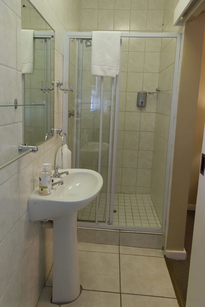 1 Bedroom, Comfort, 4 Double Beds, North View