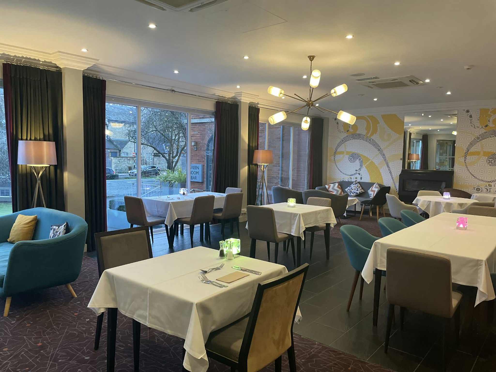 The Lincoln Hotel 4/5