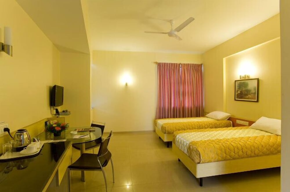 Pearlsuites 9/50