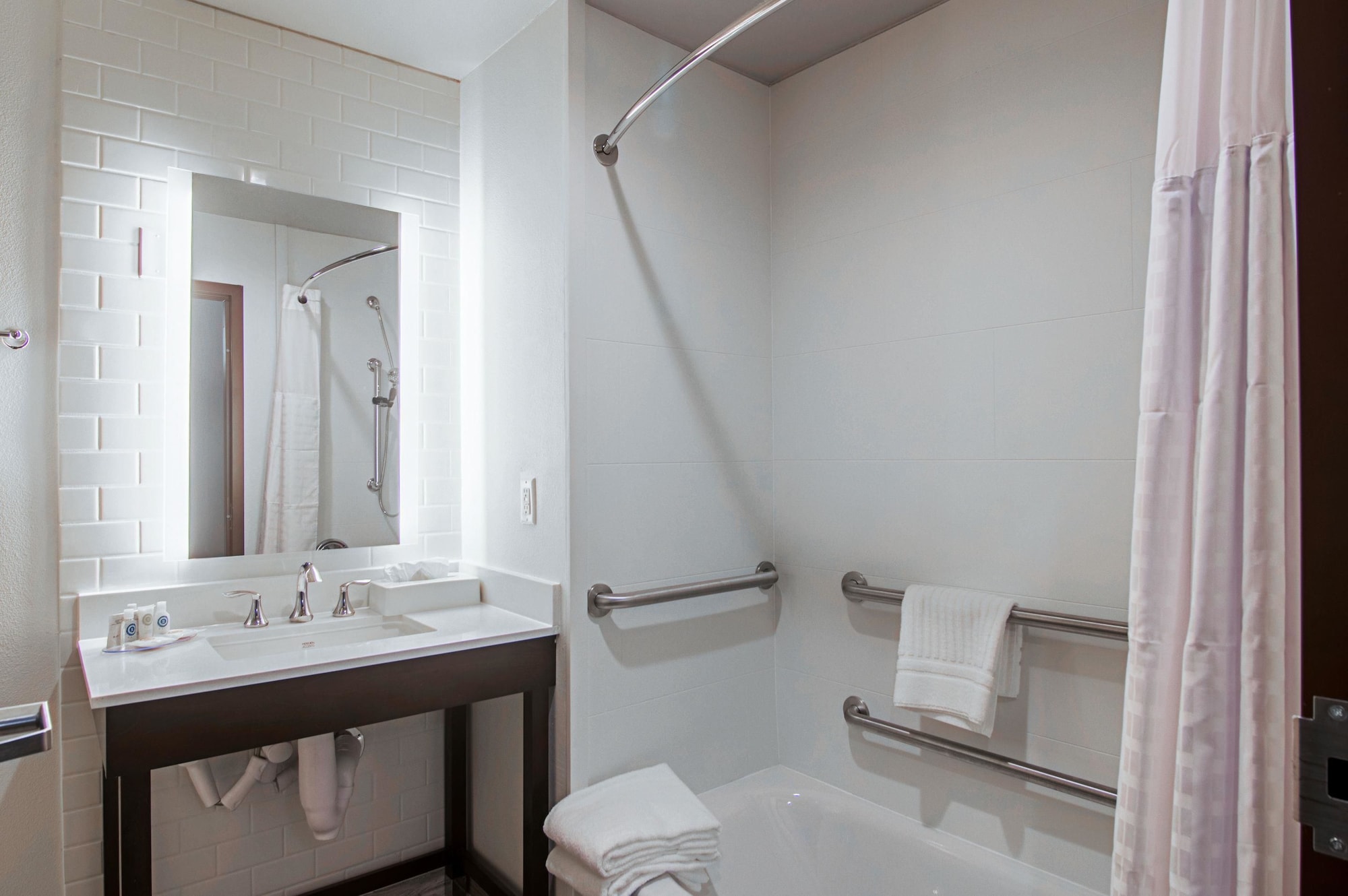 غرفة قياسية بسريرين كوين، Comfort Inn And Suites Oklahoma City South I 35 6/7