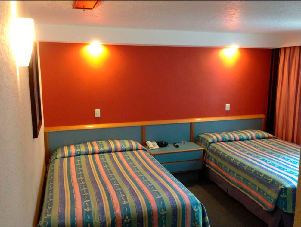 Segovia Regency Hotel 18/46
