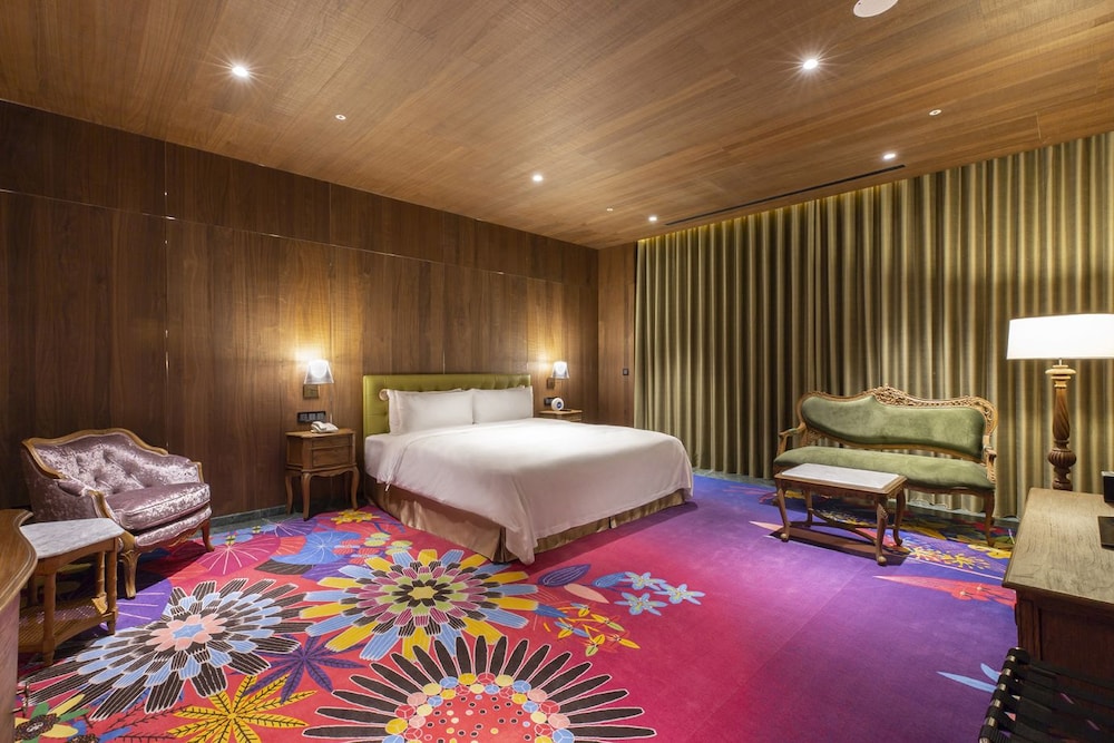 Inhouse Hotel Grand 26/65