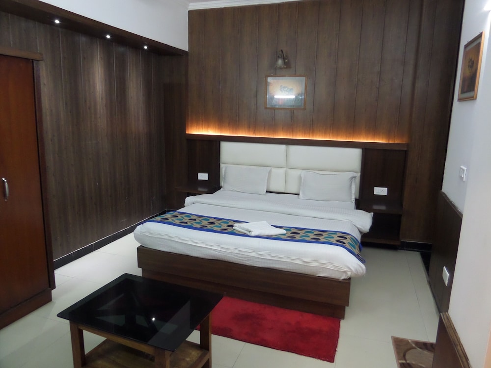 HOTEL DOON REGENCY 14/41