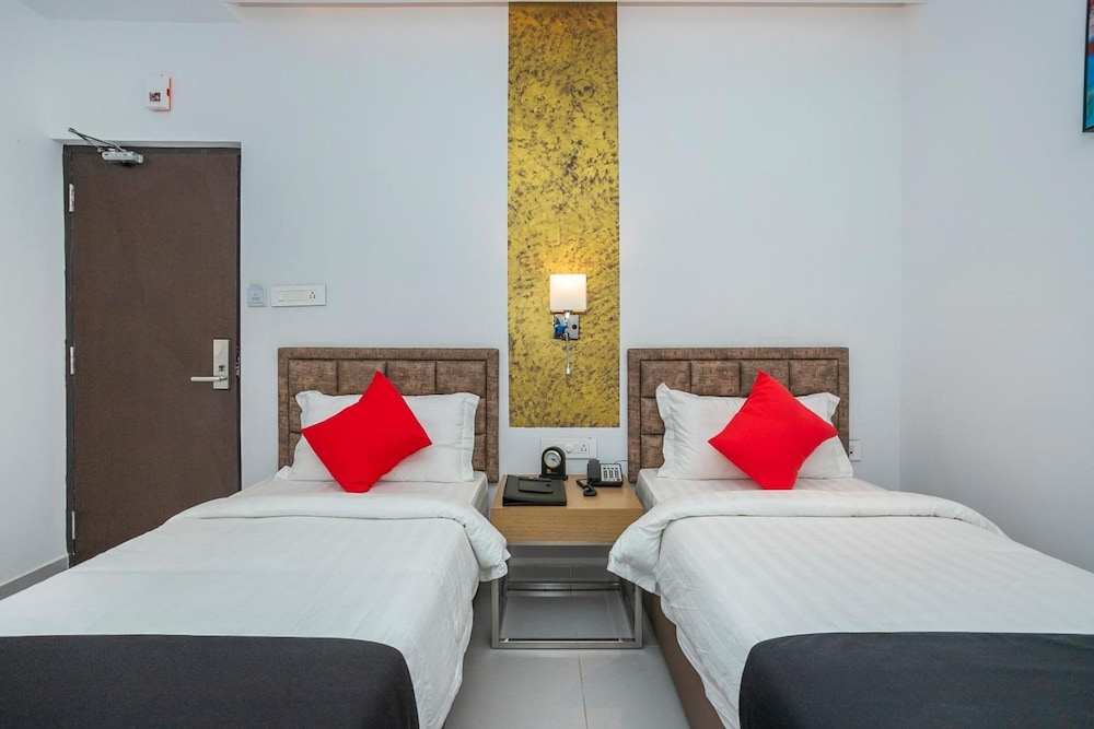 Vihaari 24 Business Hotel 22/57