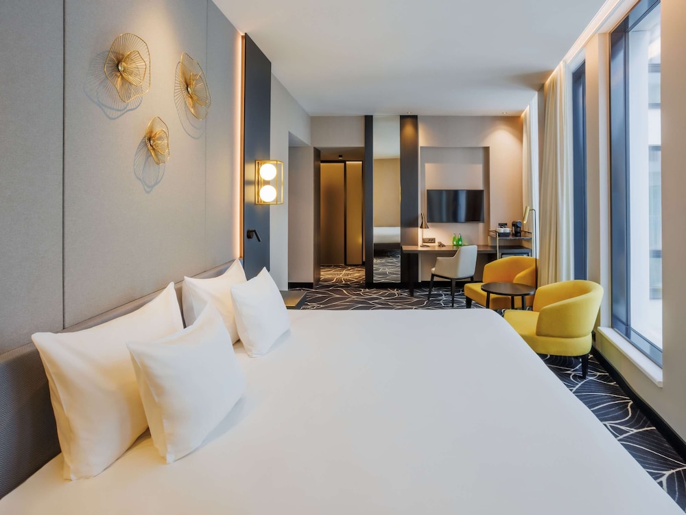 EXECUTIVE, DOUBLE BED