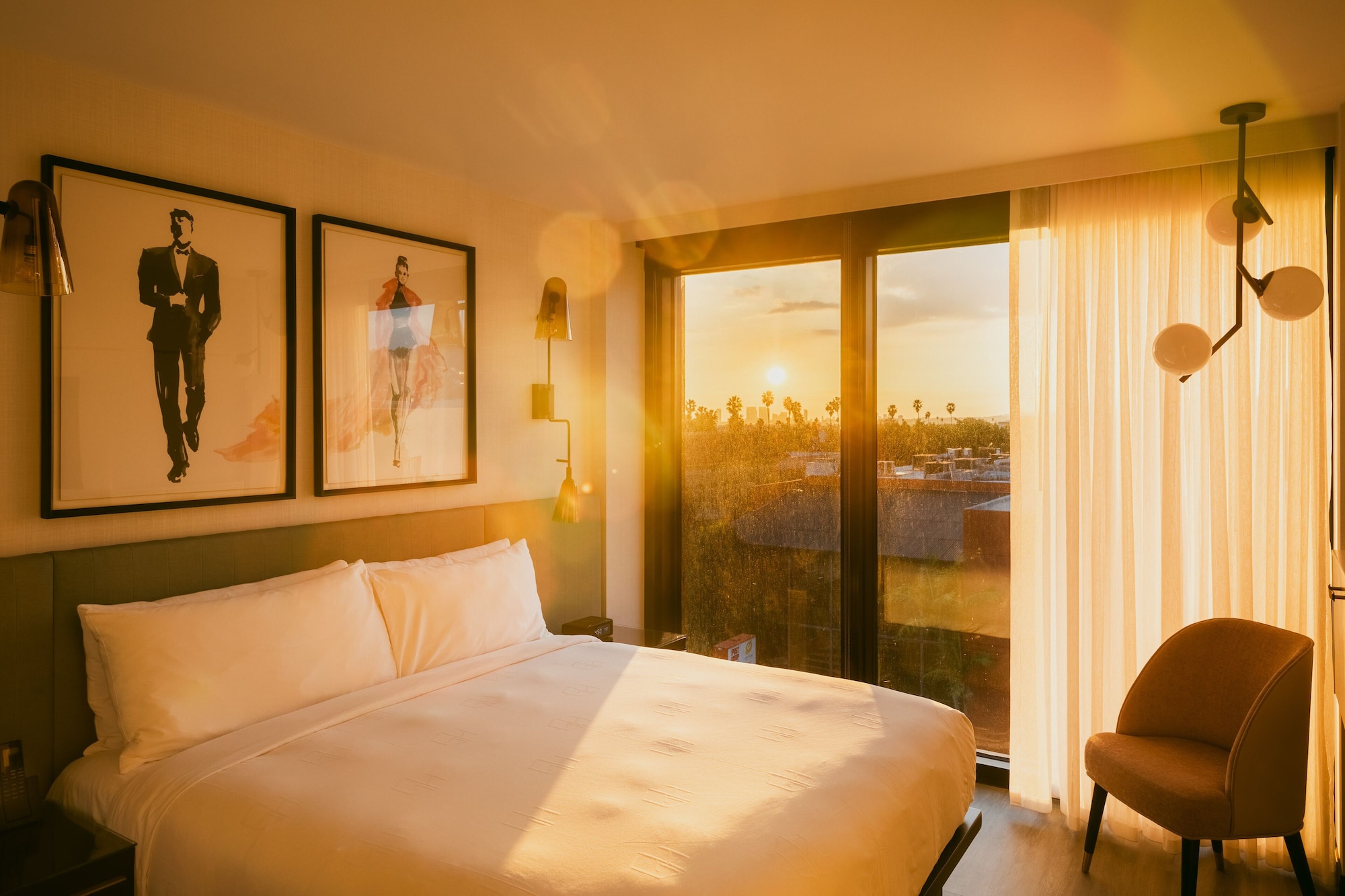 City, King Bed