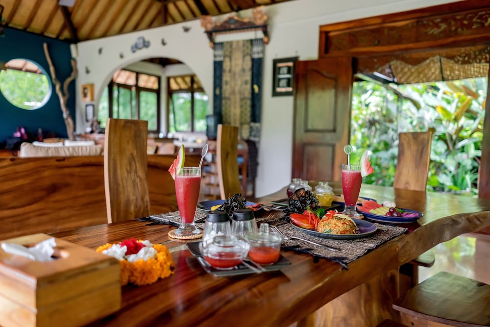 Villa Umah Shanti 40/50