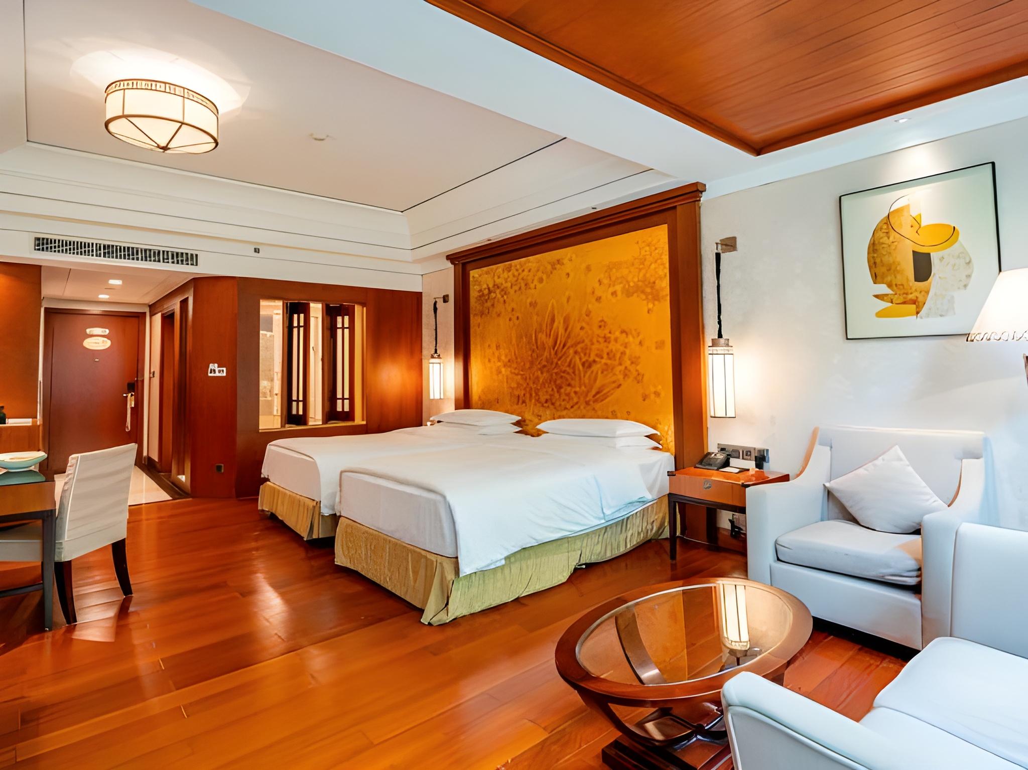 Boutique, Twin Beds