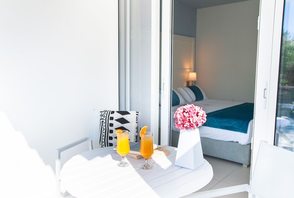 Acrotel Lily Ann Boutique Hotel 28/70