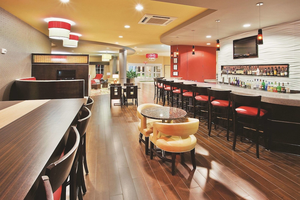 La Quinta Inn & Suites by Wyndham Hinesville - Fort Stewart 42/56
