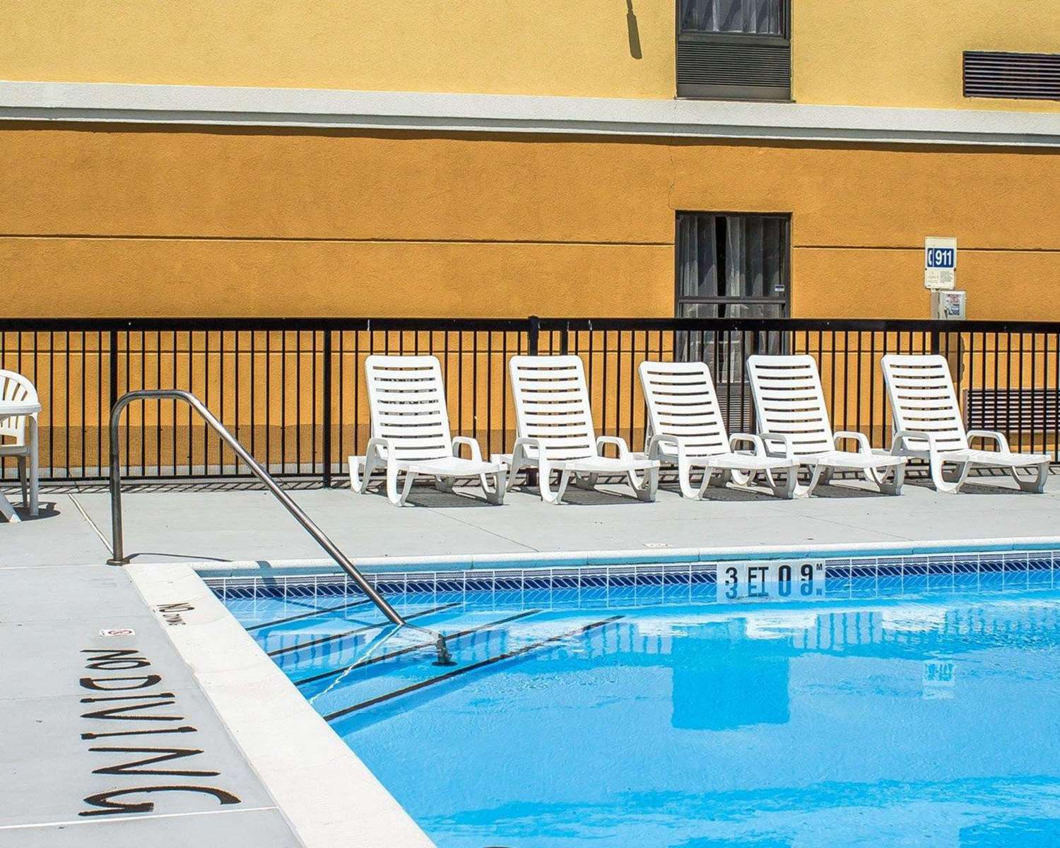 Comfort Inn Dunn 17/30