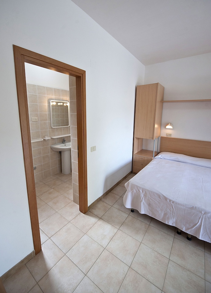 Villaggio Spiaggia Lunga 14/71