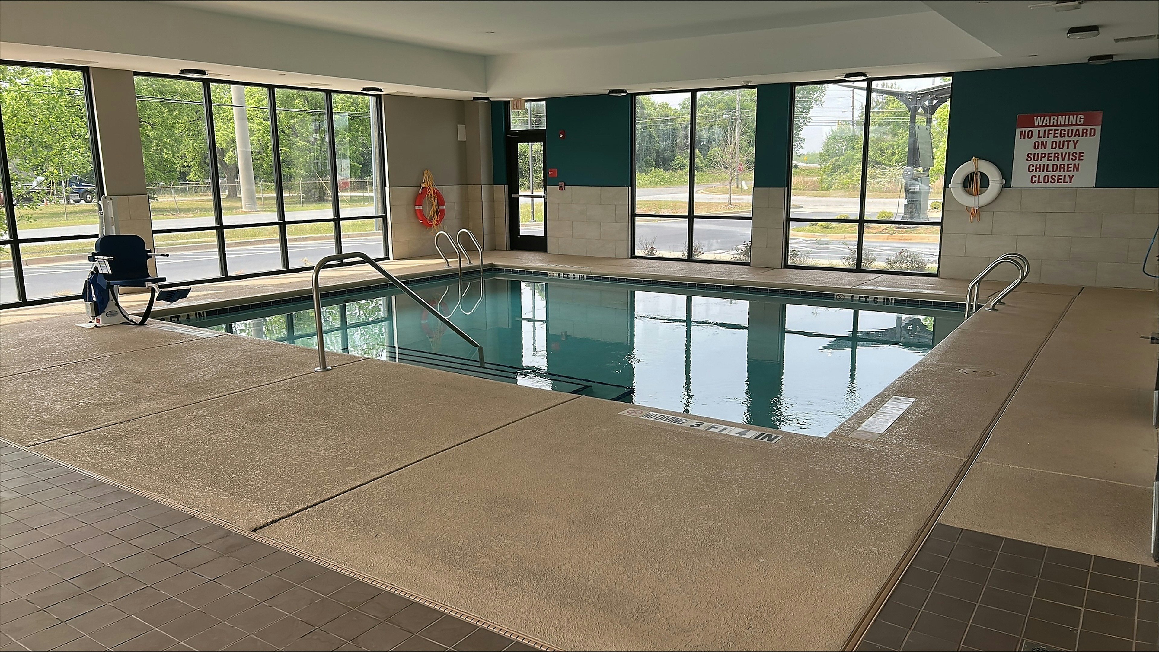Avid Hotel Perry-National Fairground Area 13/40