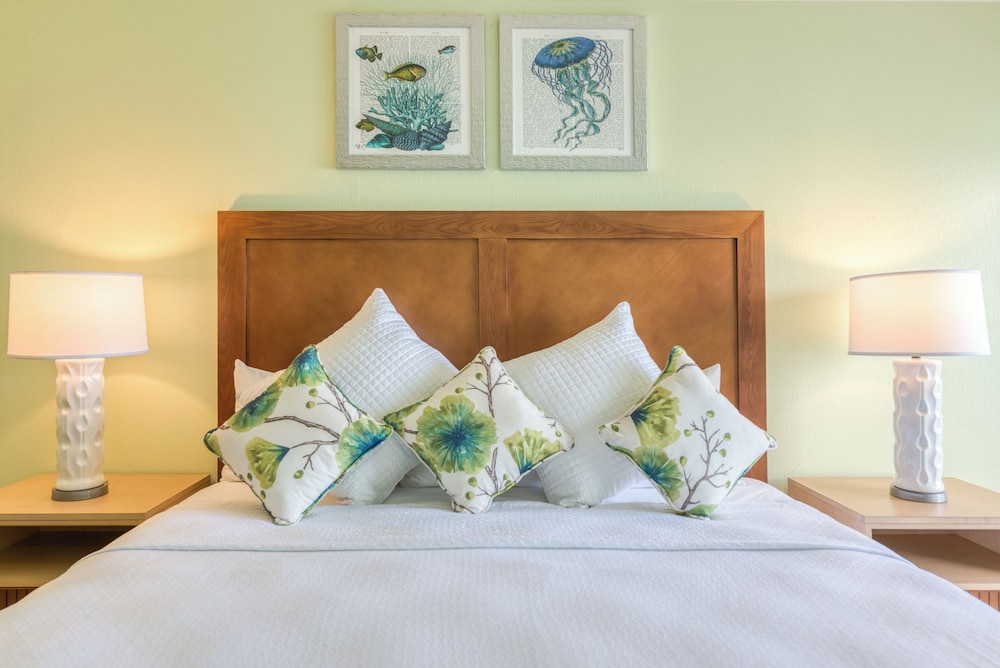 Oyster Bay Beach Resort 20/48