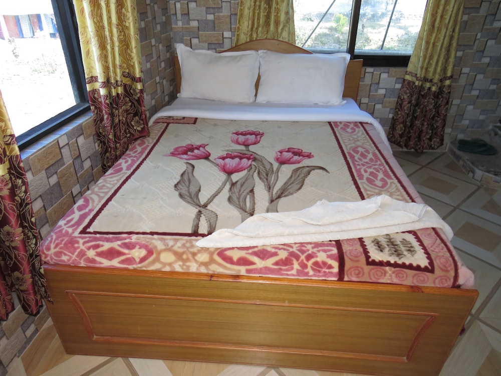 Urban Boutique Hotel Pokhara 12/30