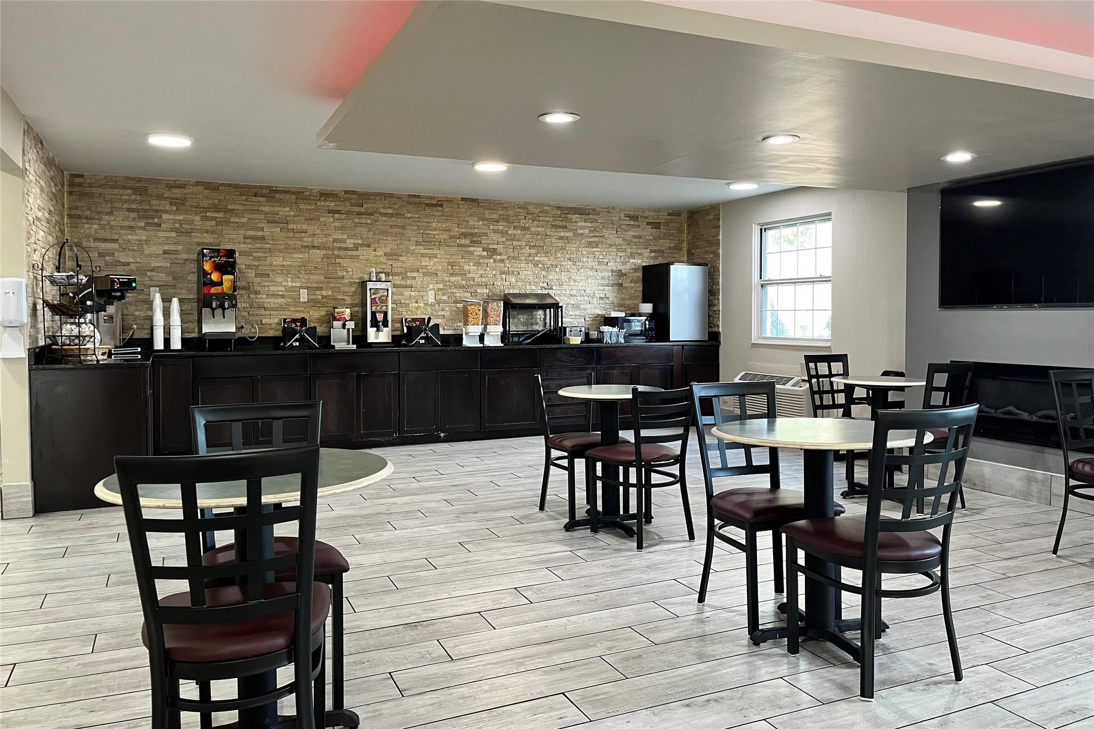 Baymont by Wyndham Indianapolis Airport Lynhurst 27/31