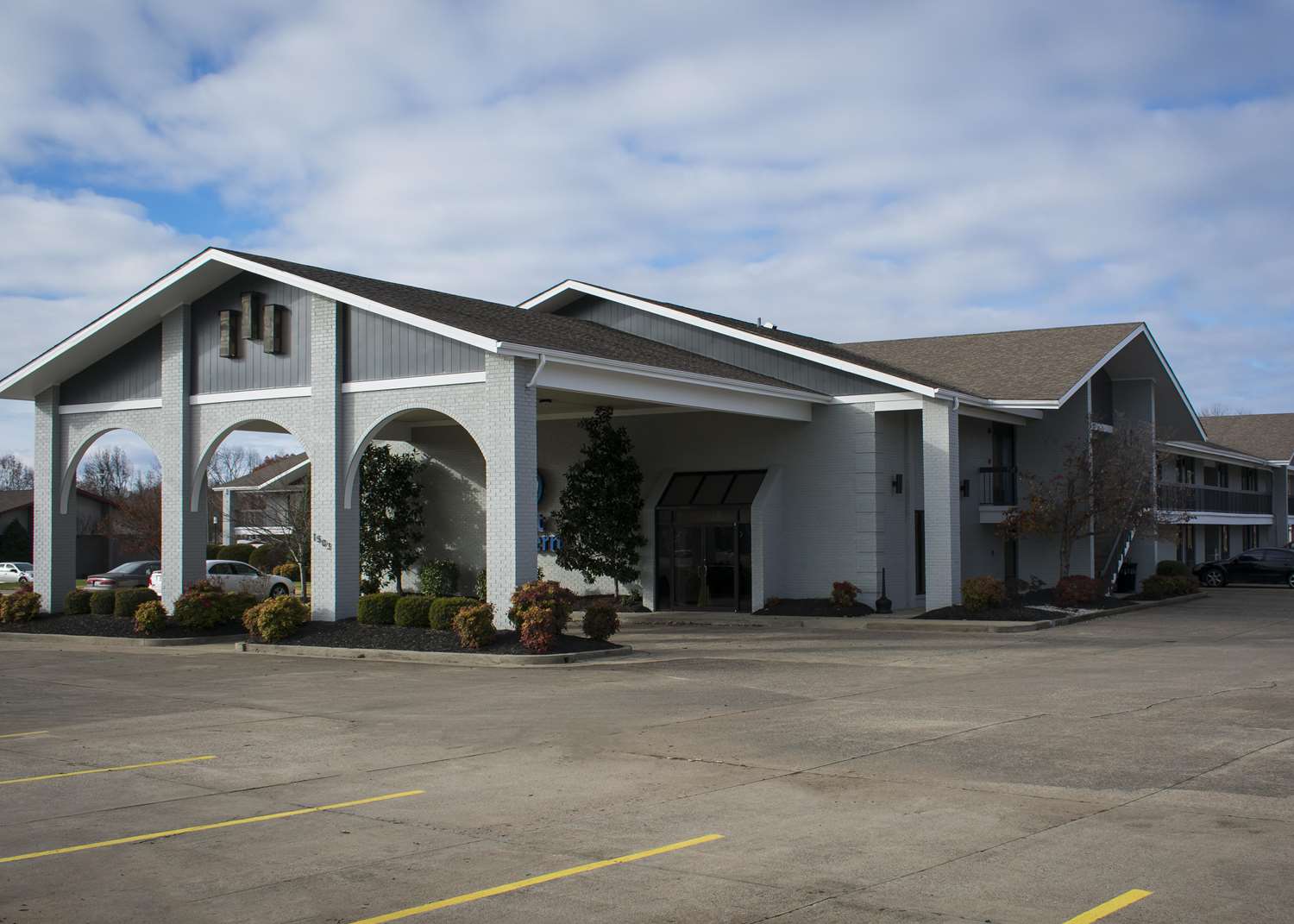 Best Western University Inn 15/18