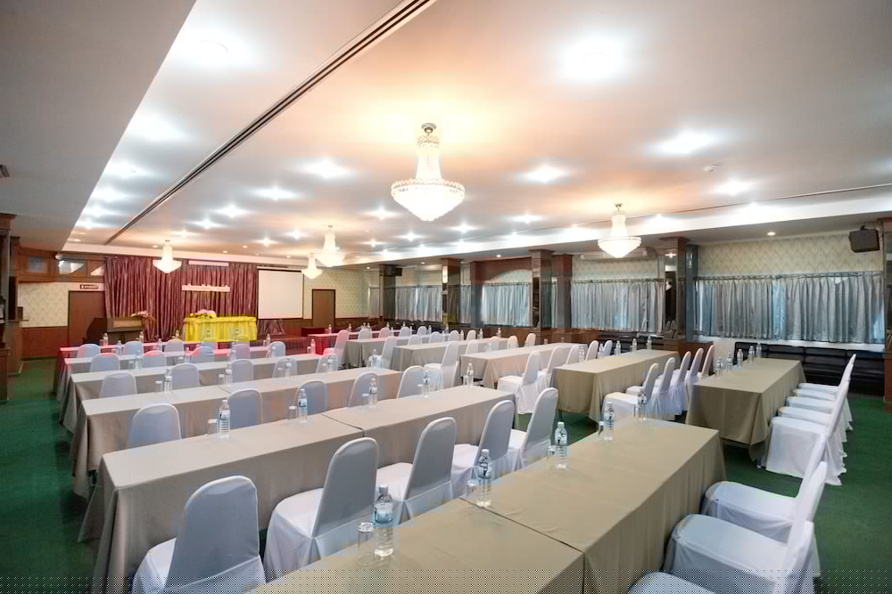Chaipat Hotel 58/66