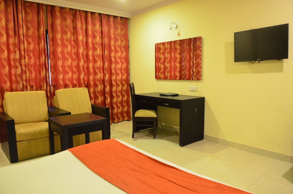 Hotel Ck International 39/50