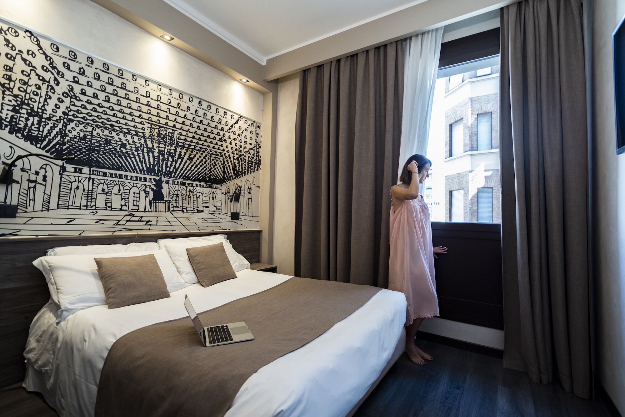 SUPERIOR, DOUBLE BED