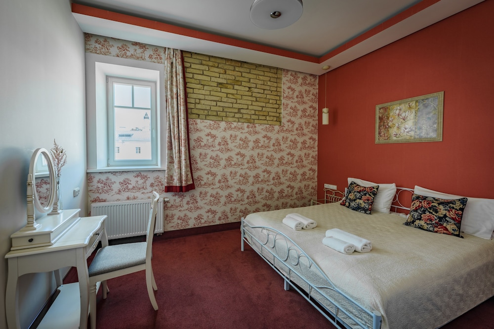 Moon Garden Art Hotel 22/70
