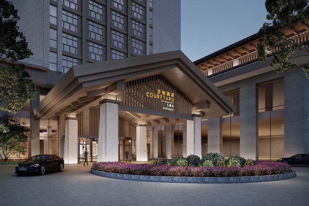 Courtyard By Marriott Jiuzhaigou 2/25