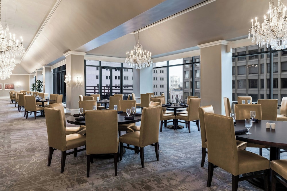 The Capital Suites Hotel 36/60