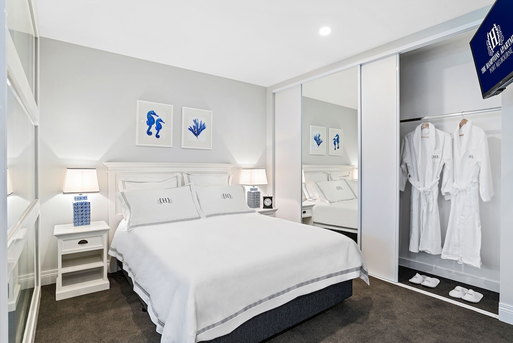 The Hamptons Apartments Corporate Keys 12/57