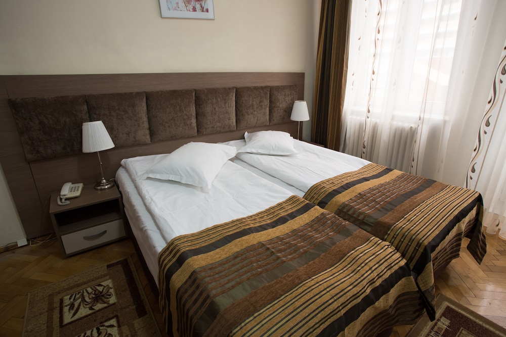 Hotel Rina Cerbul 13/34