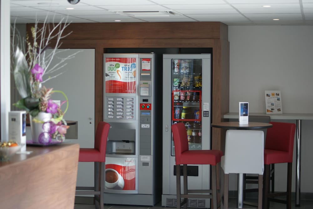 B&B HOTEL Lyon Aeroport Saint Quentin Fallavier 44/54