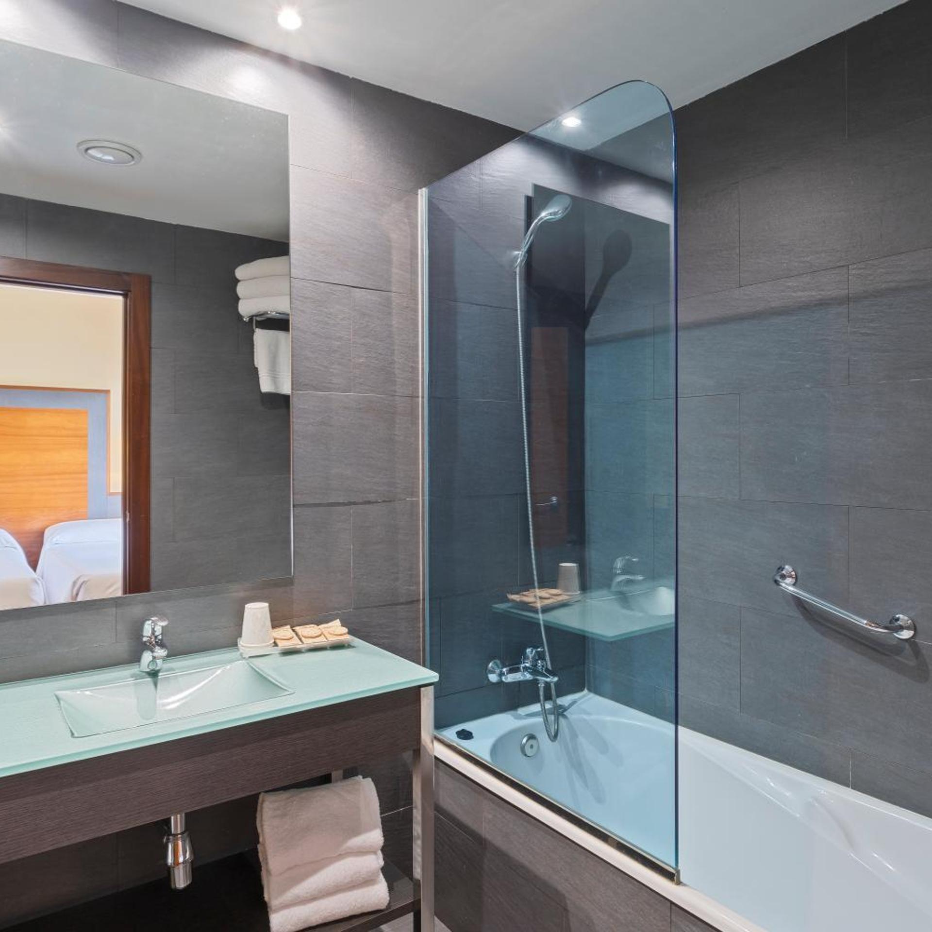 غرفة بسرير مزدوج، Hotel F G Logrono 9/10