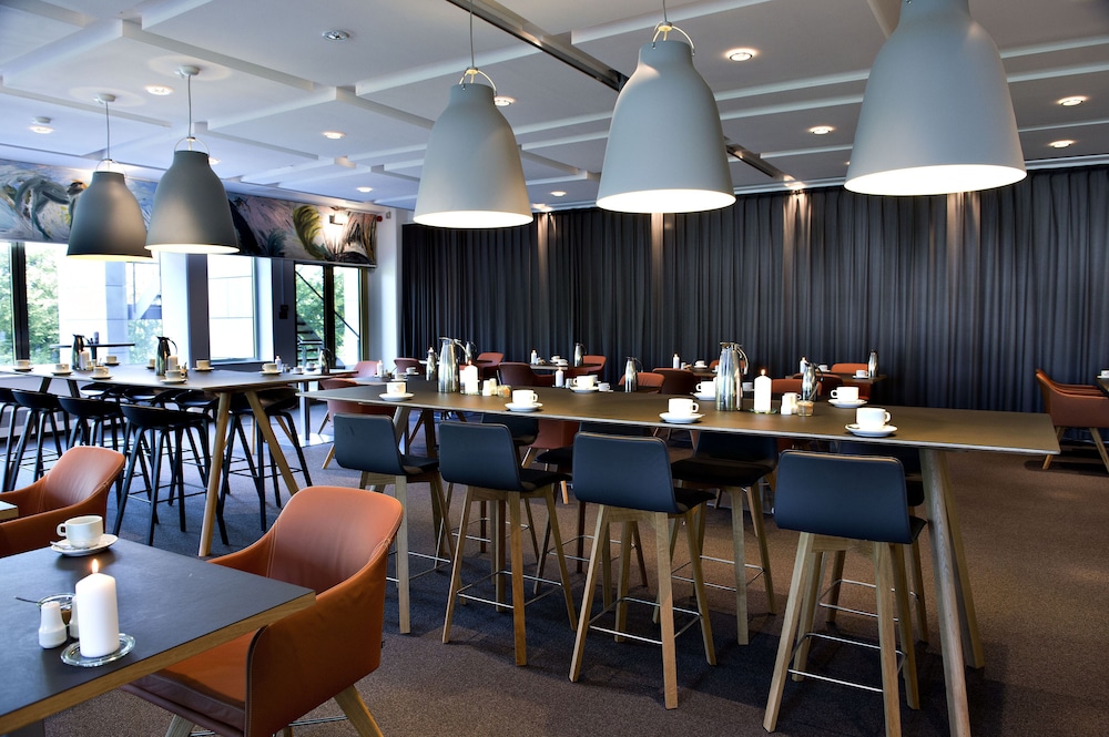 Comwell Hvide Hus Aalborg, Dolce by Wyndham 45/60