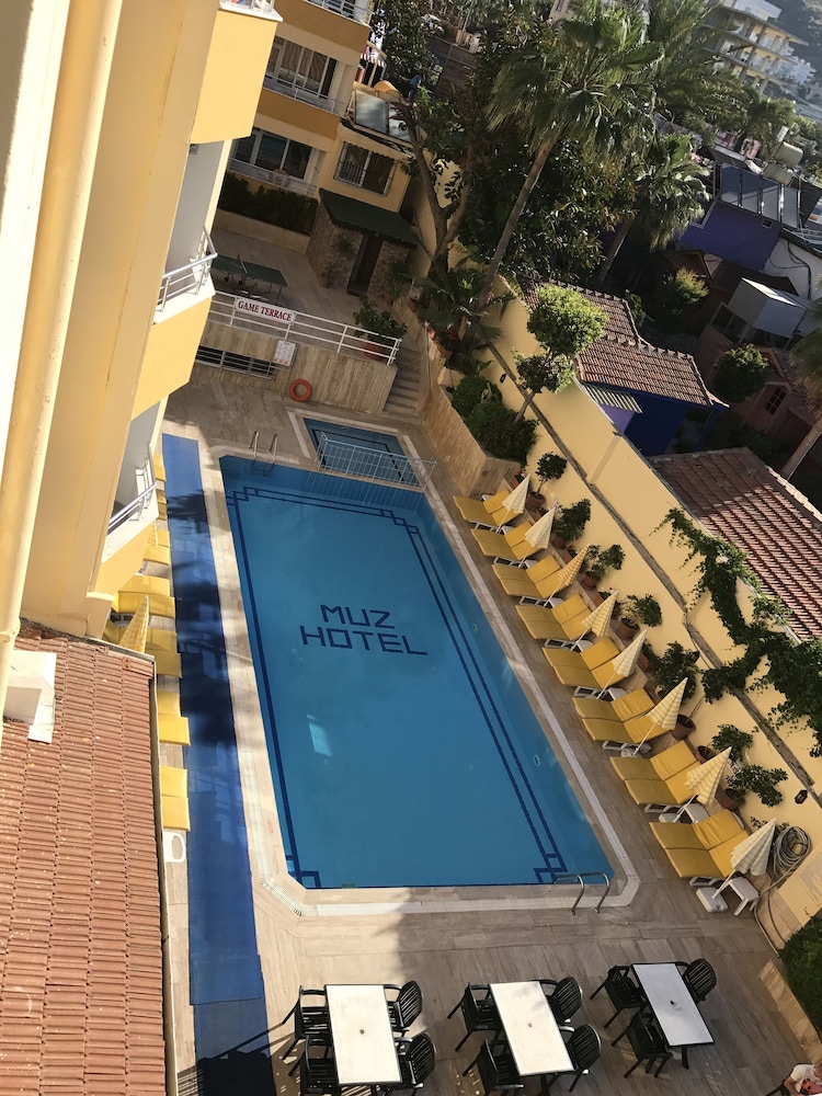 Muz Hotel 26/47