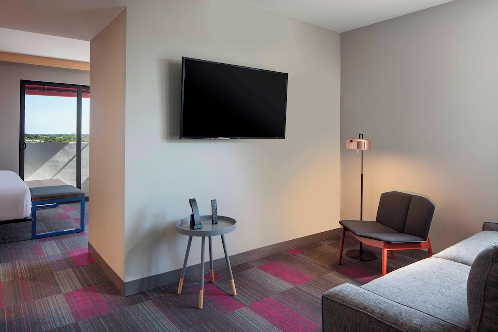 Aloft Coral Gables 31/43