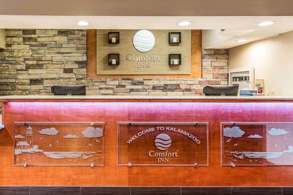 Comfort Inn Wings Stadium 4/29