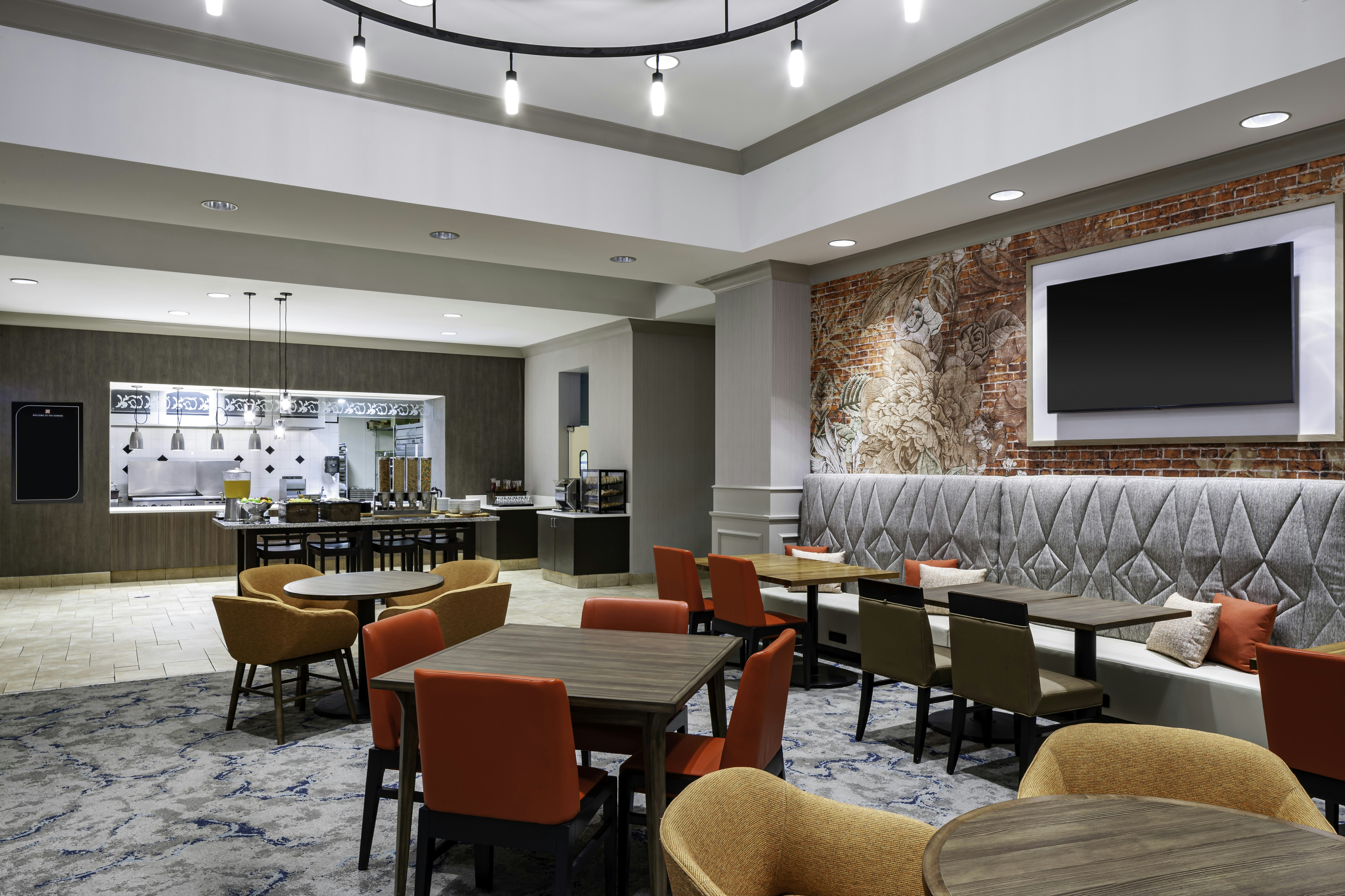 Hilton Garden Inn Omaha Downtown/Old Market Area 63/74