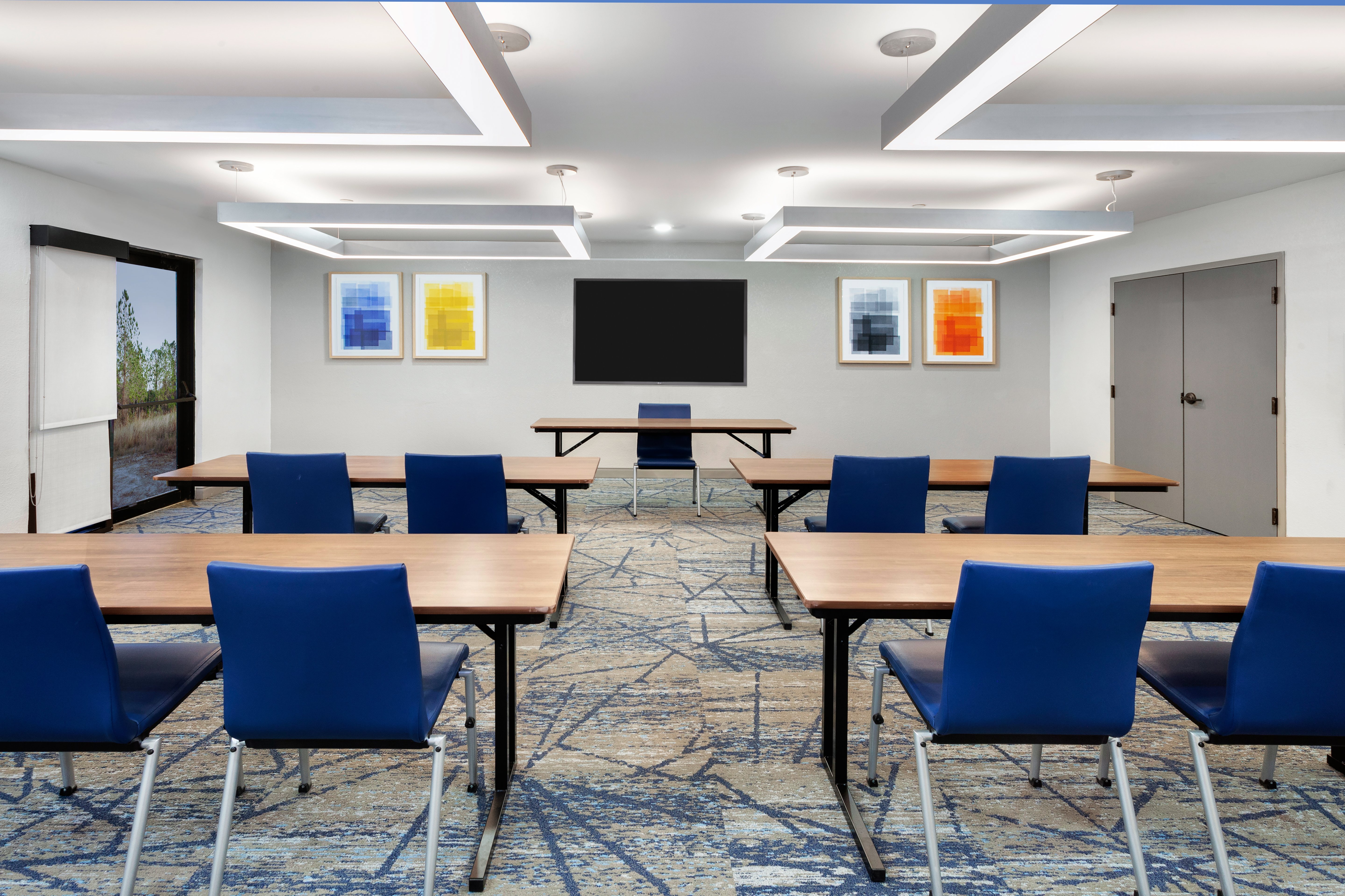 Holiday Inn Express Hotel & Suites Sebring 65/73