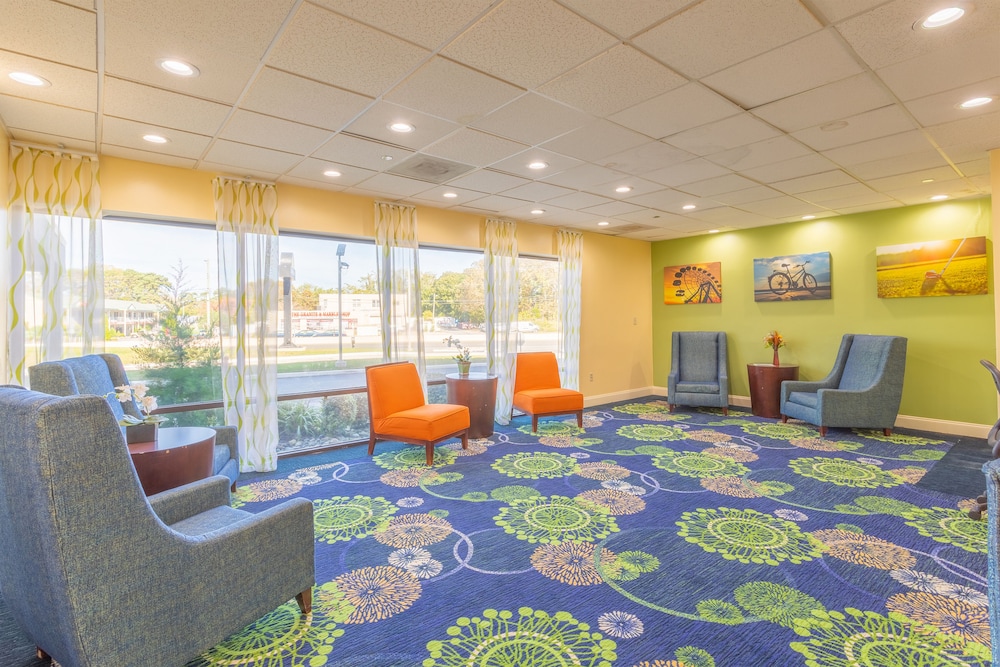 Days Inn by Wyndham Absecon Atlantic City Area 32/39
