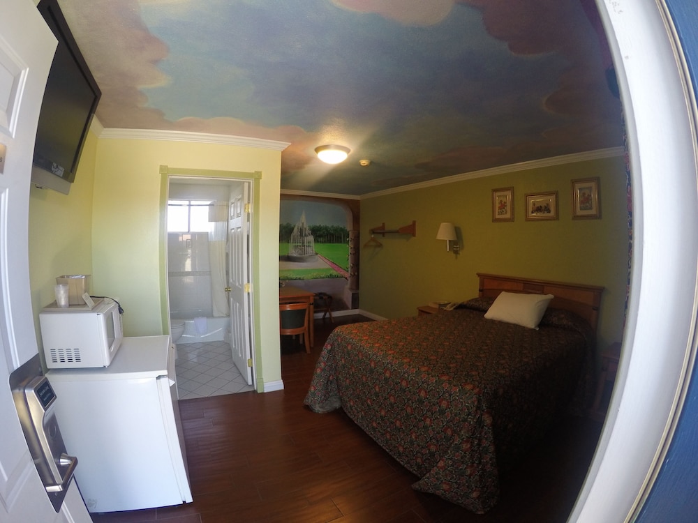 City Center Motel 8/68
