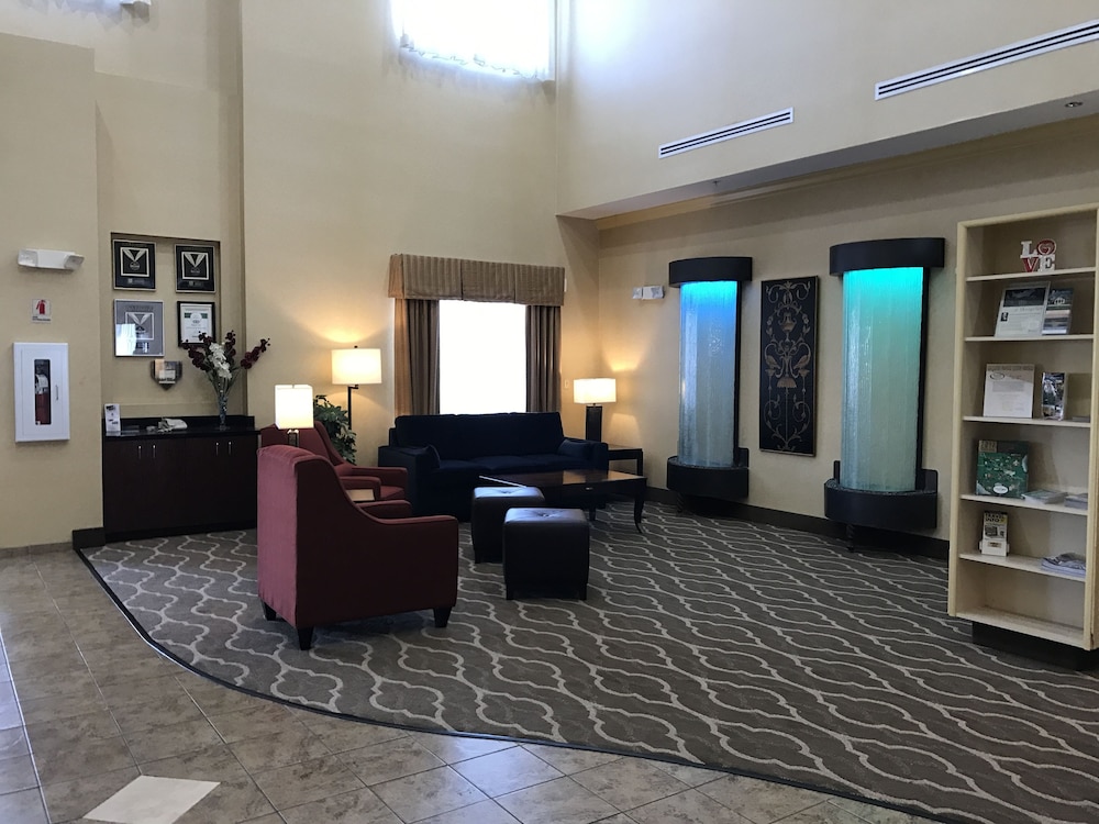 Comfort Suites Fredericksburg North 29/35