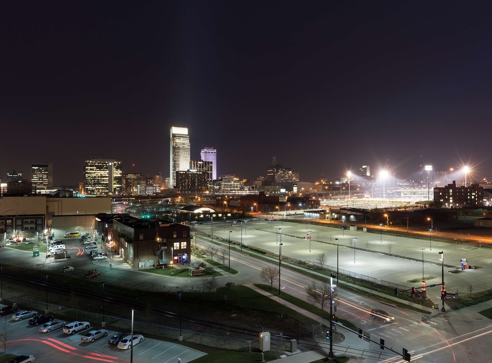 Hampton Inn Suites By Hilton Omaha Downtown 46/46