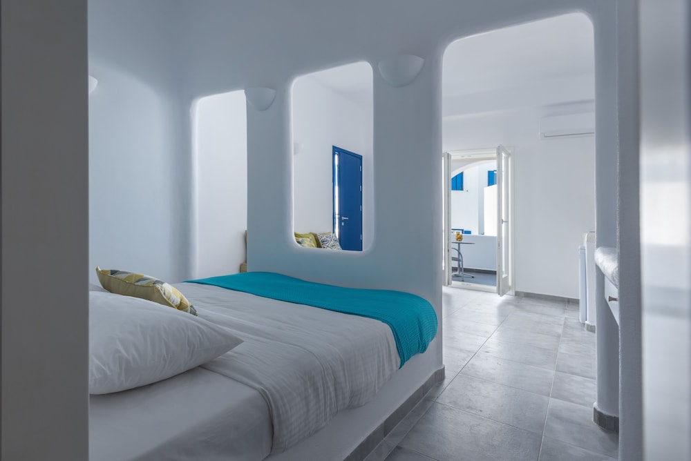 SUPERIOR, STUDIO, 1 DOUBLE AND 1 SINGLE BED, HOT TUB
